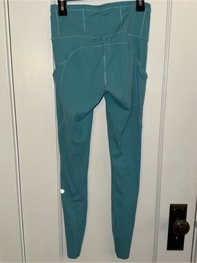 Lululemon Fast and Free High-Rise legging in Tidal Teal - 25” size 4